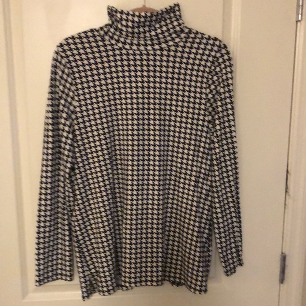 Top- Brand new. Never been worn.